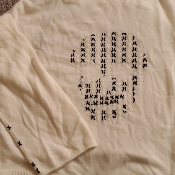 360 Cashmere Sweater - Picture 5 of 5